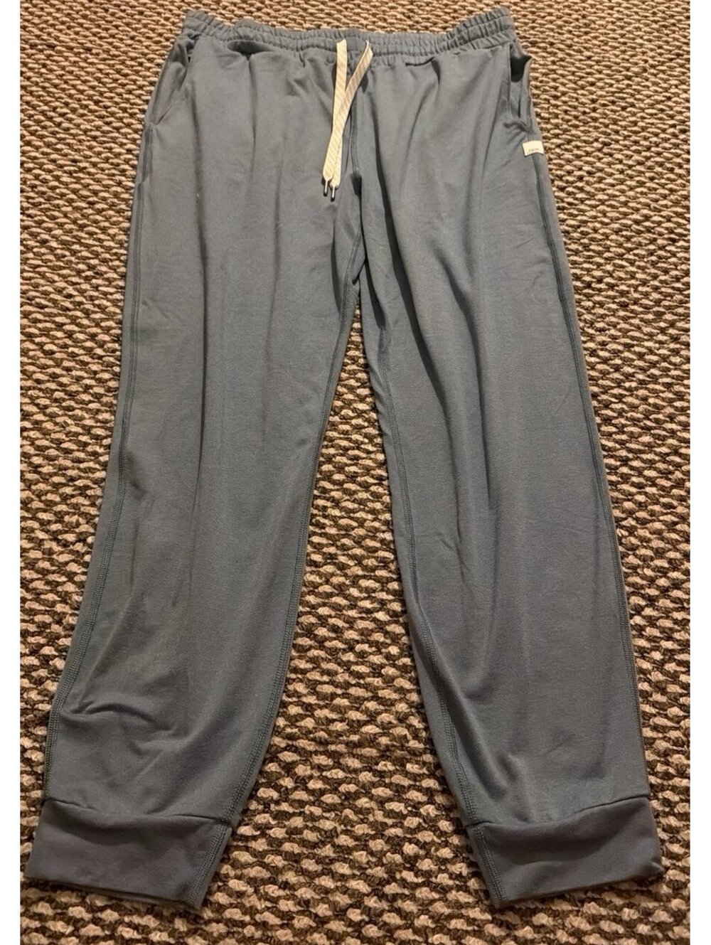 Vuori Women’s Joggers in Blue Size Large